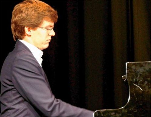 Thomas Schuch und Olga Töppel, einst Schüler und Lehrerin, musizierten auf gleichem Niveau.Fotos  Janka