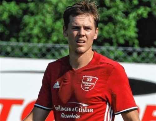 Torben Gartzen schoss mit seinem Traumtor den SV Westerndorf zum wichtigen Auswärtssieg.Foto Neumeier