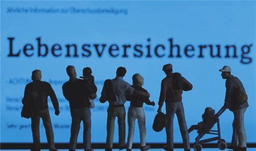 Wundermittel Lebensversicherung? Für viele diente dieses Modell auch als Baufinanzierung – aber da gibt es Fragezeichen. Foto dpa