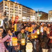 Münchens erster Laternenumzug für Erwachsene