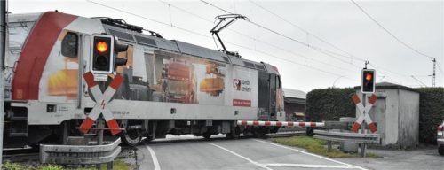 Der Bahnübergang in der Seestraße: auch er soll beseitigt werden. Foto Schlecker