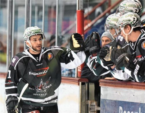 Erzielte im letzten Heimspiel gegen Selb seinen ersten Heimtreffer für die Starbulls: Robin Slanina, der in sieben Spielen auf zwei Tore und fünf Assists kam. Foto  Ziegler