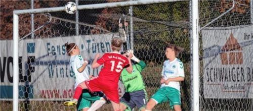 Franziska Harlander (15) vergab eine der vielen Bad Aiblinger Chancen im Heimspiel gegen Fürth.