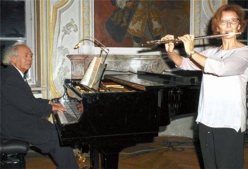 Hatten jede Feinheit von Gaetano Donizetti im Blick: Ulrike und Josef Überacker.Fotos kis