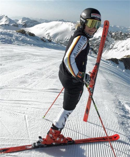 Marina Wallner flog trotz zweimonatiger Pause im Sommer mit dem deutschen Team nach Skandinavien zum Saisonstart ins finnische Levi. Foto privat