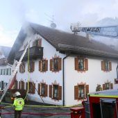 Funkenflug setzt Dachstuhl in Brand