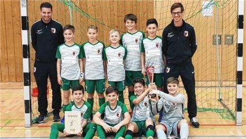 Der FC Augsburg setzte sich im hochklassig besetzten Turnier der D-Junioren durch.