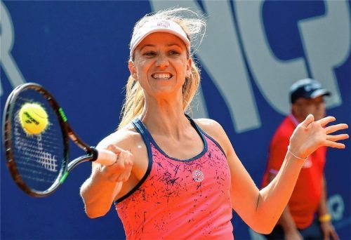 Die deutsche Spitzenspielerin Mona Barthel, die in Rosenheim wohnt, steht in der Weltrangliste auf Platz 79. Foto  dpa