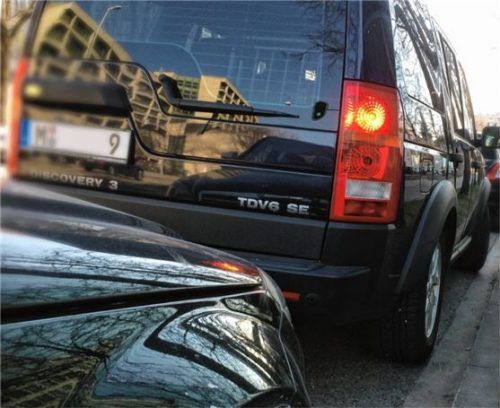 Die Suche nach einem Parkplatz ist für viele ein echter Stressfaktor. Foto  TÜV Süd/mid/akz-o