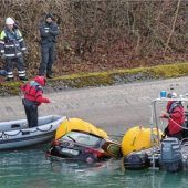 Geklautes Auto aus Kanal geholt