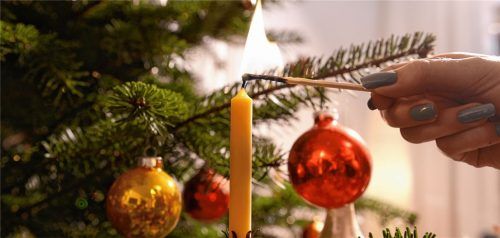 Ein Weihnachtsfest ohne Christbaum geht gar nicht, möchte man meinen. Dabei hat sich dieser Brauch erst Ende des 19. Jahrhunderts durchgesetzt. Foto  dpa