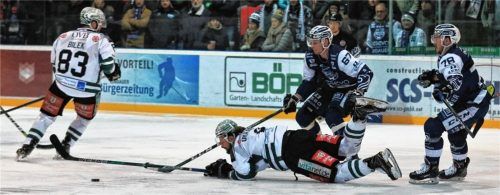 Erneut wurde Lindau zum Stolperstein für die Starbulls, hier Kapitän Tobias Draxinger.Foto Roither