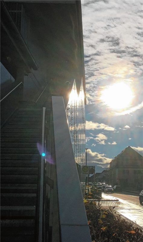 Futuristischer Blick auf das Parkdeck der Stadt Kolbermoor, das inzwischen gut angenommen wird.Foto ge