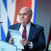 Zwist um Uli Hoeneß