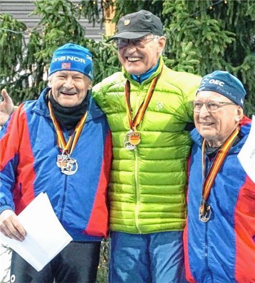 Titelgewinner Günter Traub (Mitte), der Zweite Gerd Dzony (links) und Bronzegewinner Christian Gnabs waren mit ihren Leistungen zufrieden.