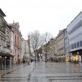 Außer Shopping nix los?