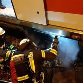 S-Bahn-Triebwagen fängt Feuer