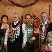 Einmarsch der Königspaare – Ehrenwalzer für den neuen König