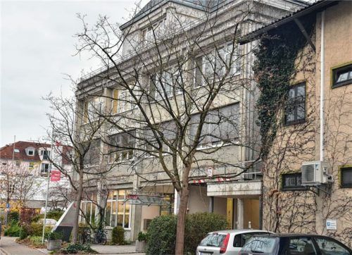 Alles unter einem Dach: Vor 50 Jahren nahmen die Stadtwerke das neue Haus am Innreit in Betrieb. Es war das Ziel einer hundert Jahre alten Entwicklung gewesen, die einzelnen Abteilungen der Stadtwerke unter einem Dach zu vereinen.Foto Bi