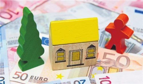 Bei den Bausparkassen läuft das Neugeschäft trotz leer gekaufter Immobilienmärkte. Foto dpa/Pleul