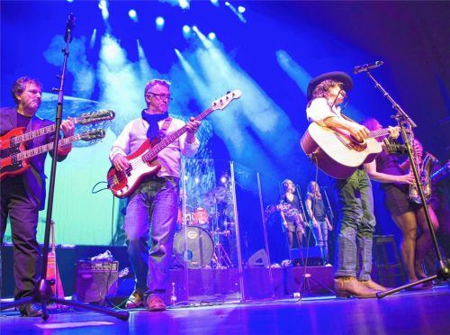 „Dylan On The Rocks“ live: Was als einjähriges Projekt geplant war, feiert heute Abend im Mühldorfer Haberkasten seinen zehnten Geburtstag.Foto