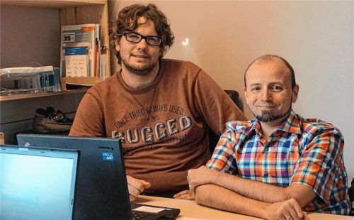 Ein eingespieltes Team: Nils Vater (links) und Marco Trapp leiten die ergänzende unabhängige Teilhabeberatung in Rosenheim. Foto Heise