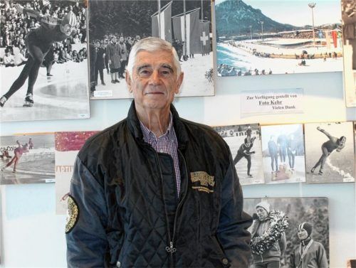 Erhard Keller heute mit 74 Jahren – vor Bildern aus seiner aktiven Zeit.Foto Huber