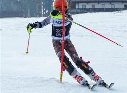 Noah Moherndl vom SC Rosenheim war beim Bacher-Slalom in Oberaudorf der Schnellste. Foto schmid