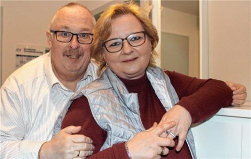 Siegfried Hanesch freut sich im Ruhestand auf mehr Zeit mit seiner Liebsten, Ehefrau Karin, die ihn gerne verwöhnt. Denn das Kochen hat der 63-Jährige nicht erfunden.Fotos  huc/privat