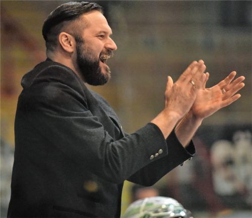 Trainer Manuel Kofler konnte endlich wieder Tore seiner Starbulls bejubeln.Foto Ziegler