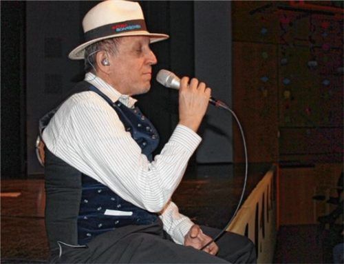 War sichtlich berührt von den stehenden Ovationen des Waldkraiburger Publikums: Hubert Meixner.