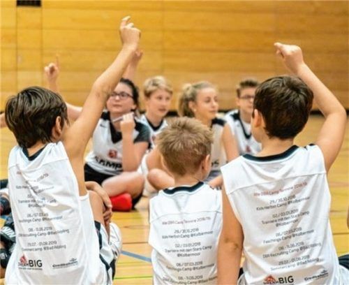 35 Kinder waren beim DBA-Kids-Camp in der Pauline-Thoma-Schule dabei.