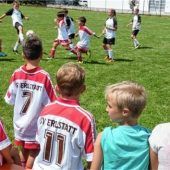Kleine Fußballer ganz groß