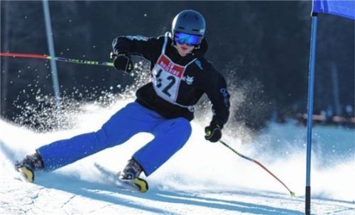 Auf der Rennstrecke: Vinzenz Bauer auf dem Zielhang.Foto re