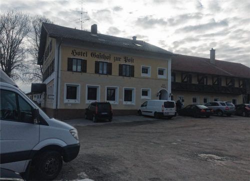 Das „Hotel Gasthof zur Post“ an der Gehrerstraße: Wenn alles nach Plan läuft, soll es 2021 saniert sein. Foto Weinzierl