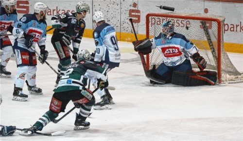 Das Tor von Michael Fröhlich: In seinem ersten Heimspiel nach der langen Verletzungspause war der Stürmer gleich wieder unter den Torschützen. Foto Ruprecht