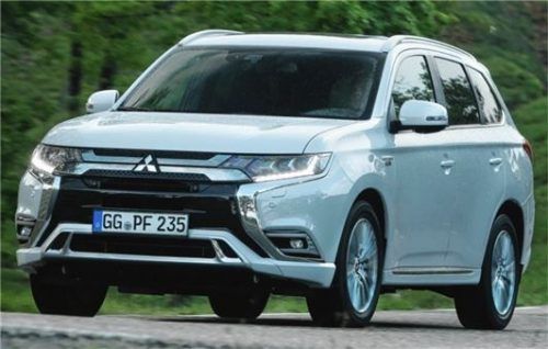 Den Outlander gibt es wahlweise als Allradler oder als Fronttriebler mit fünf oder sieben Plätzen.Foto Mitsubishi