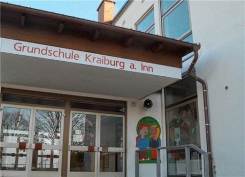 Die Grundschule wird saniert. Dank der energetischen Modernisierung spart die Gemeinde bei den Betriebskosten und trägt zum Klimaschutz bei.Foto  Archiv/Grundner