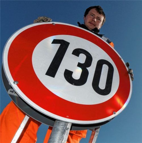 Durchaus umstritten: Tempo 130 statt „Freie Fahrt für freie Bürger“.Foto dpa