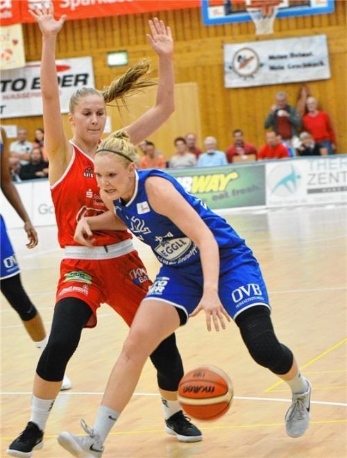 Eine Szene aus dem Vorspiel: Laura Hebecker setzt sich gegen eine Chemnitzerin durch. Foto  Hörndl