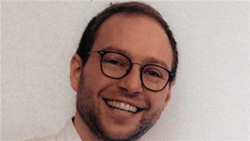 Felix Leserer spielt Trompete und fragt sich, warum Liedgut bislang umständlich digitalisiert werden muss. Foto re