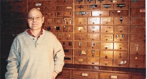 Günter Förg führte sein Eisenwarengeschäft an der Heilig-Geist-Straße mit Hingabe. Im Alter von 64 Jahren ist der Rosenheimer in der Nacht zum Mittwoch gestorben.Foto ps/A.