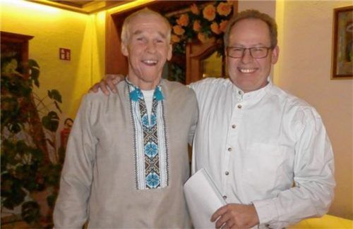 Manfred Jäger (links) und Markus Heiss freuen sich über die gelungene und segensreiche Zusammenarbeit des Fördervereins. Foto  Ammelburger