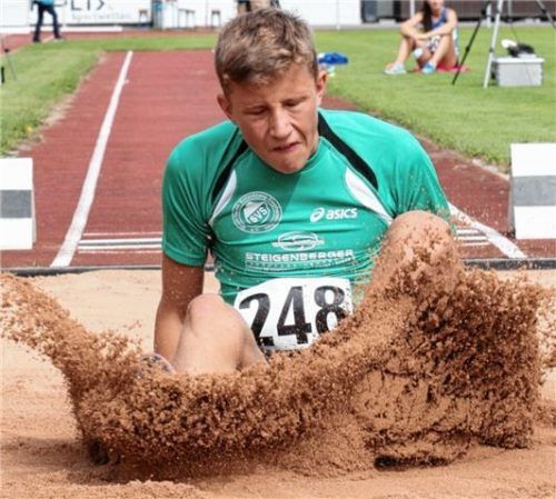 Simon Schießler vom SV Schloßberg überraschte mit Bayern-Bronze im Vierkampf der Jugend U18.Foto Stuffer