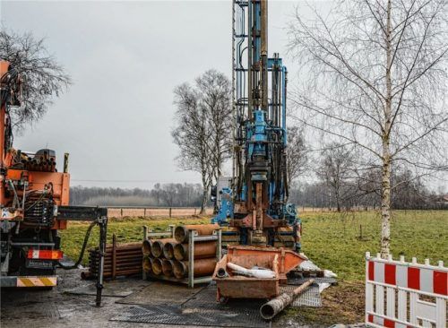Um die Boden-Beschaffenheit für den Brenner-Nordzulauf zu prüfen, finden hier Bohrungen statt. Foto Buhleier
