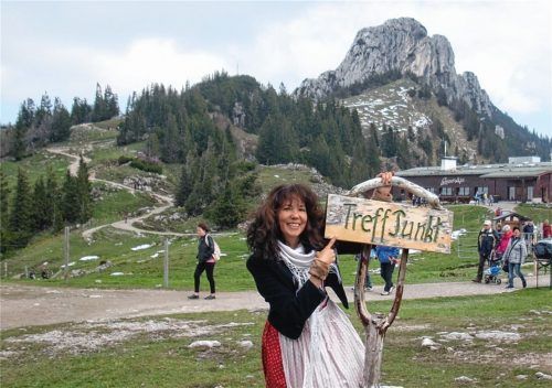 Wanderbotschafterin in Aktion: Heddy Hoesch. Foto re