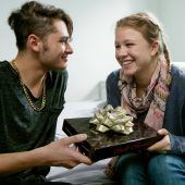 Wenn Mädchen sich „aus Liebe“ verkaufen