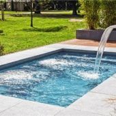 Abkühlung in Mini-Pools