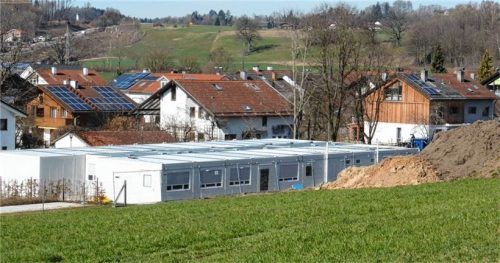 Betreut werden die 50 Kinder nach dem Abriss des Kindergartengebäudes in der Zwischenzeit in den Wohnpavillons, die gegenüber dem Bucklberg-Kindergarten am Mareisring aufgestellt wurden. Fotos  Merk.