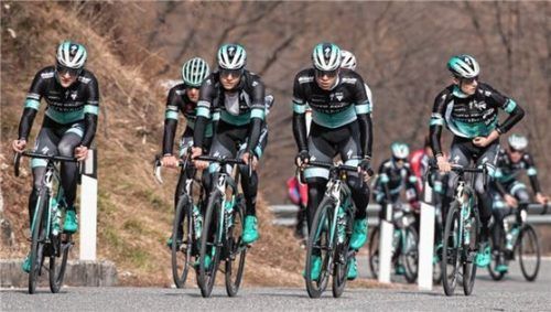 Das Radsport-Team Auto Eder Bayern bereitete sich am Gardasee auf die neue Saison vor.Foto Durt